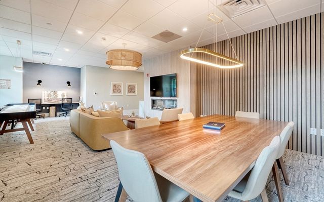 62 Foundry St 406, Wakefield, MA 01880