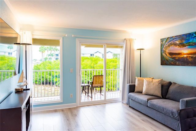 2506 N ROCKY POINT DRIVE 275, Tampa, FL 33607