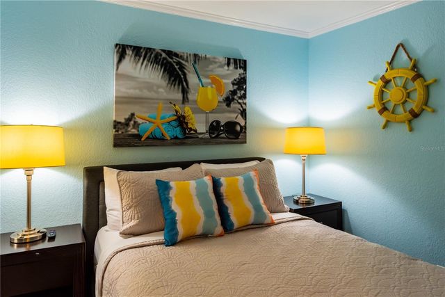 2506 N ROCKY POINT DRIVE 275, Tampa, FL 33607