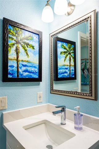 2506 N ROCKY POINT DRIVE 275, Tampa, FL 33607