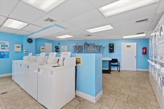 2506 N ROCKY POINT DRIVE 275, Tampa, FL 33607