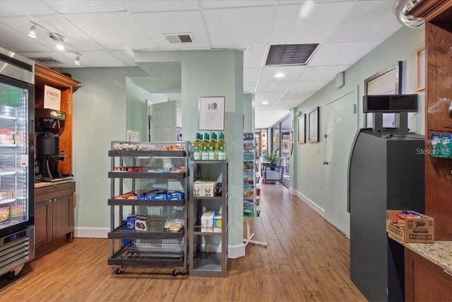 2506 N ROCKY POINT DRIVE 275, Tampa, FL 33607