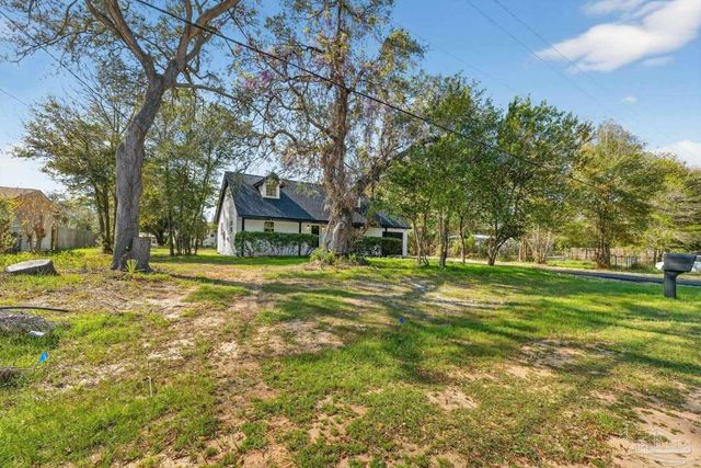 2015 Americus Ave, Pensacola, FL 32507