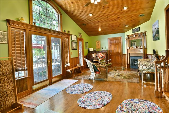 1001 Grant St, Monaca, PA 15061