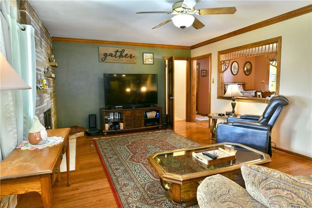 1001 Grant St, Monaca, PA 15061