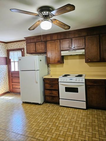 1018 Morningside LN, Martinsville, VA 24112