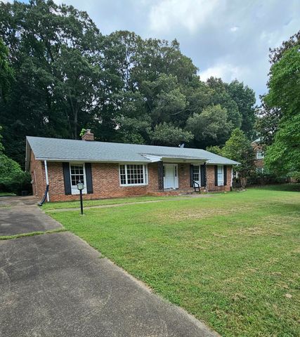 1018 Morningside LN, Martinsville, VA 24112