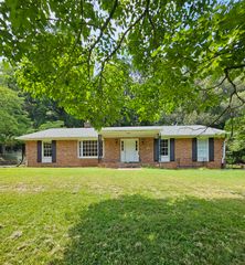 1018 Morningside LN, Martinsville, VA 24112