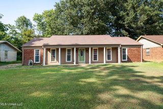 798 Dinwiddie N Cove, Southaven, MS 38671