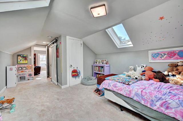 715 Elm Street, Covington, KY 41016