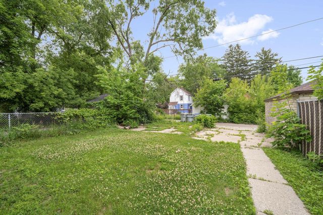 5622 N 36th STREET, Milwaukee, WI 53209