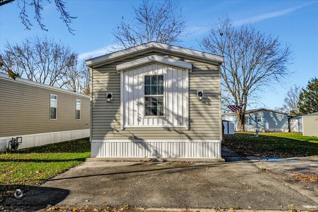 72 Apple Lane, Bourbonnais, IL 60914