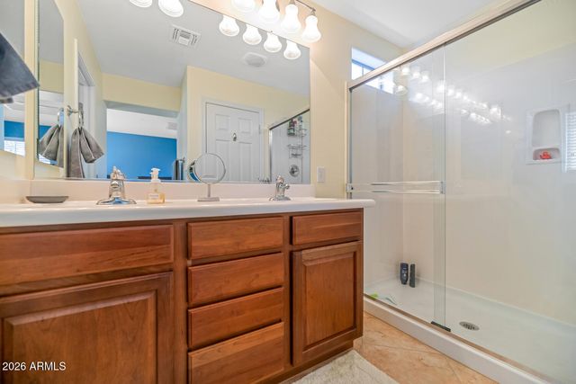 3932 E MELINDA Drive, Phoenix, AZ 85050