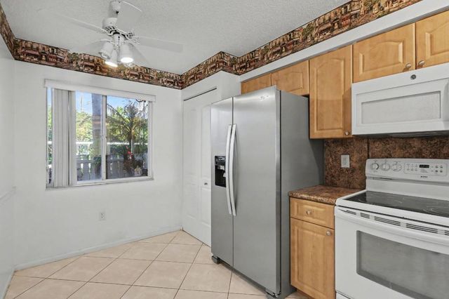 6112 Huntwick Terrace 106, Delray Beach, FL 33484