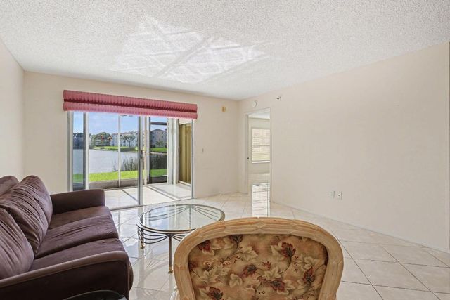 6112 Huntwick Terrace 106, Delray Beach, FL 33484