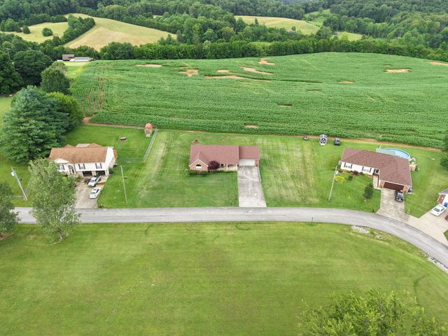 248 Harts Place Drive, Somerset, KY 42501