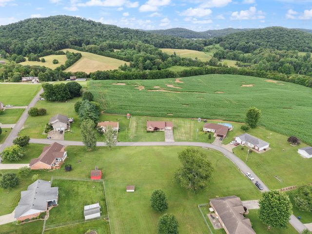 248 Harts Place Drive, Somerset, KY 42501