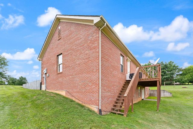 248 Harts Place Drive, Somerset, KY 42501
