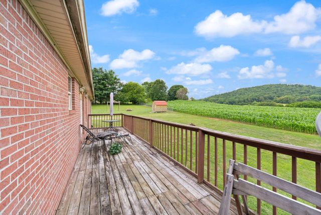 248 Harts Place Drive, Somerset, KY 42501