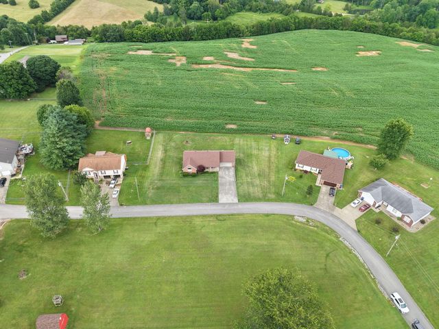 248 Harts Place Drive, Somerset, KY 42501