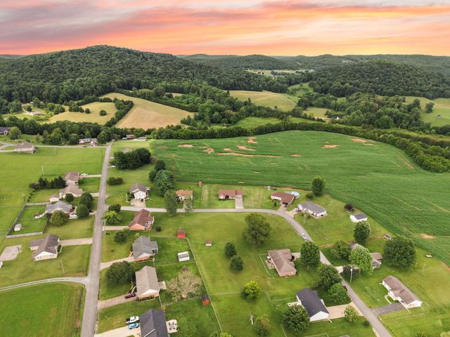 248 Harts Place Drive, Somerset, KY 42501