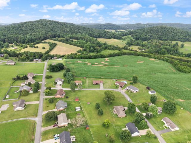 248 Harts Place Drive, Somerset, KY 42501