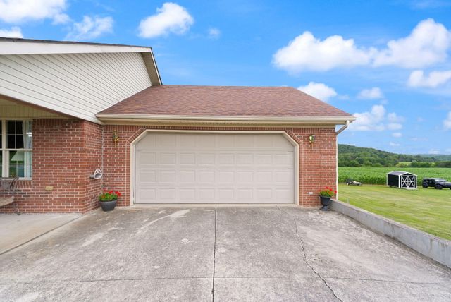 248 Harts Place Drive, Somerset, KY 42501