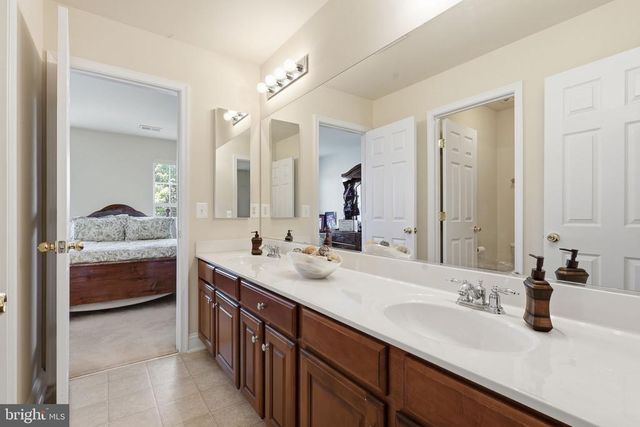 5823 DEEP CREEK DR, Fredericksburg, VA 22407