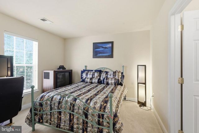 5823 DEEP CREEK DR, Fredericksburg, VA 22407