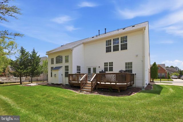 5823 DEEP CREEK DR, Fredericksburg, VA 22407