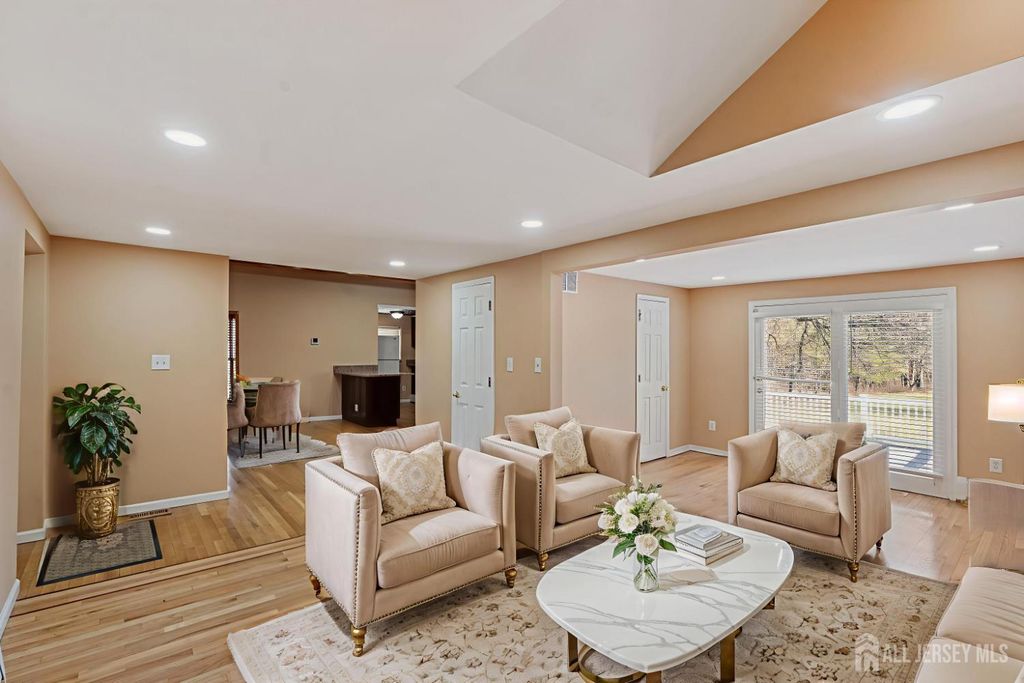 3850 Route 27 Route, South Brunswick, NJ 08540