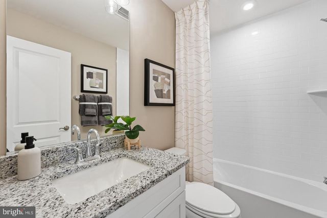 14186 SLATE ST, Woodbridge, VA 22193