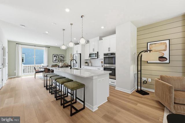 14186 SLATE ST, Woodbridge, VA 22193