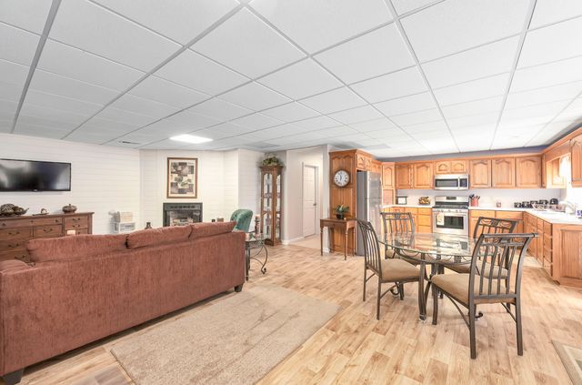 715 Pine Ridge Rd, Lexington, TN 38351