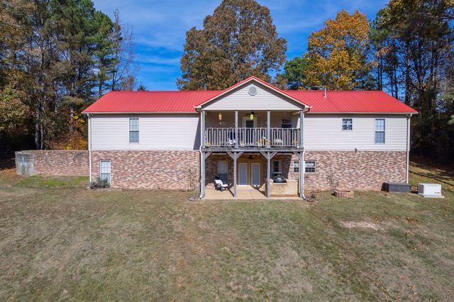 715 Pine Ridge Rd, Lexington, TN 38351