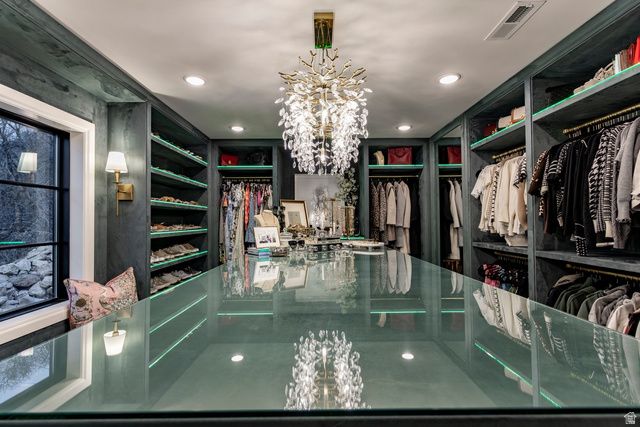 4605 S LEDGEMONT DR, Salt Lake City, UT 84124