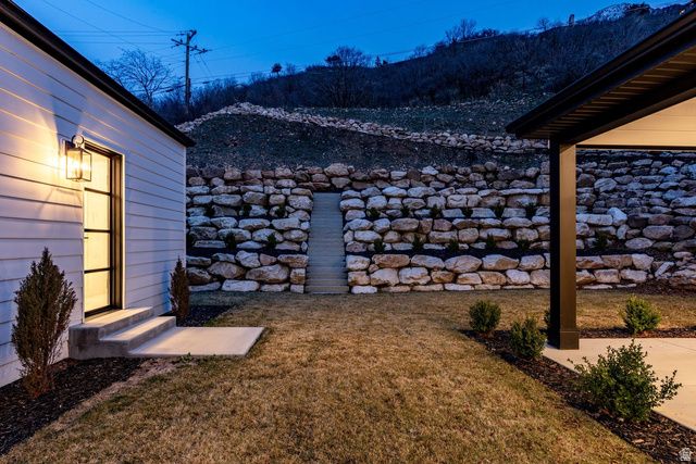 4605 S LEDGEMONT DR, Salt Lake City, UT 84124