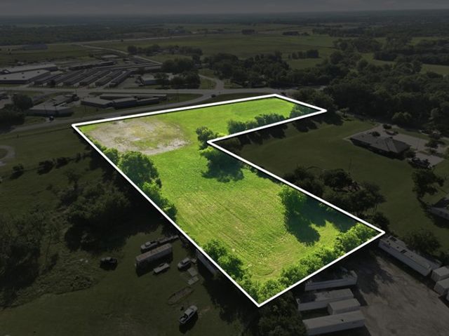 2507 Spur 469, Ennis, TX 75119