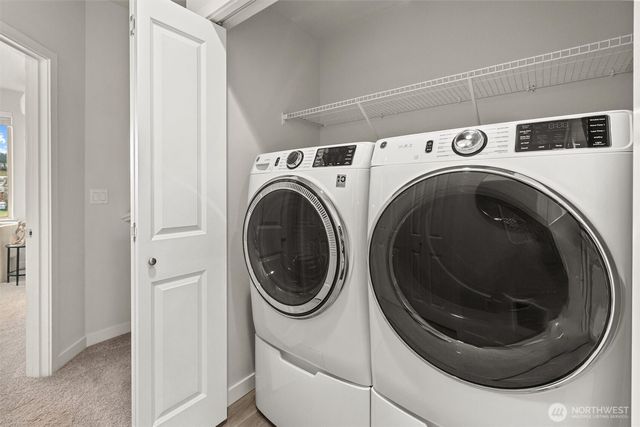 983 8th Avenue NE, Issaquah, WA 98029