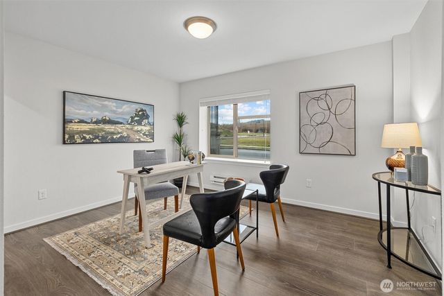 983 8th Avenue NE, Issaquah, WA 98029