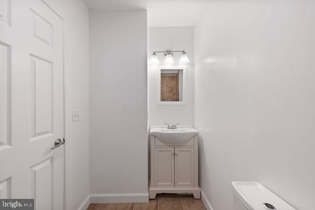 1815 N WARWICK AVE, Baltimore, MD 21216