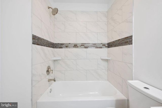 1815 N WARWICK AVE, Baltimore, MD 21216