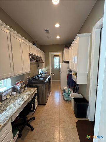 2306 Arroyo Grande, Leander, TX 78641