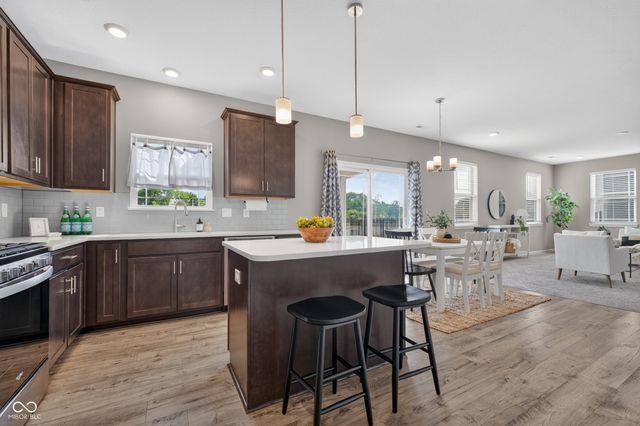 6885 Cardiff Drive, Mccordsville, IN 46055