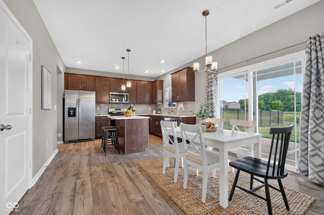 6885 Cardiff Drive, Mccordsville, IN 46055