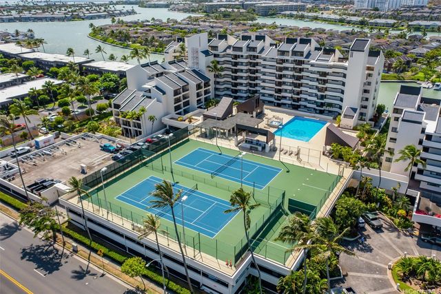 500 Lunalilo Home Road 18C, Honolulu, HI 96825