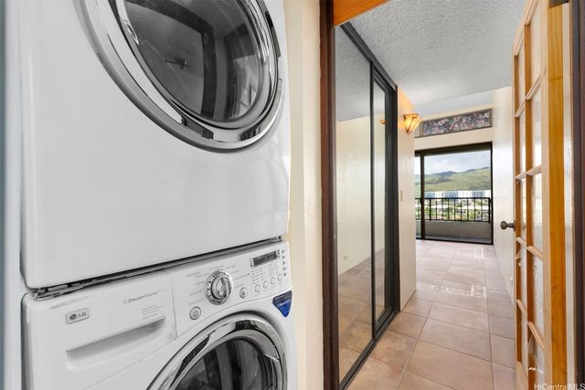 500 Lunalilo Home Road 18C, Honolulu, HI 96825