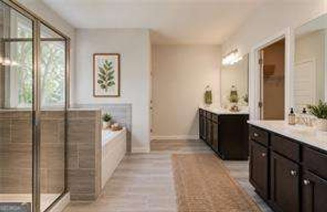 5271 Fox Den Road, Oakwood, GA 30566