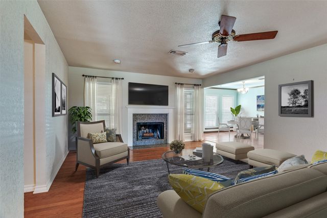 4100 Rawleigh Drive, Fort Worth, TX 76126