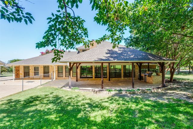 4100 Rawleigh Drive, Fort Worth, TX 76126